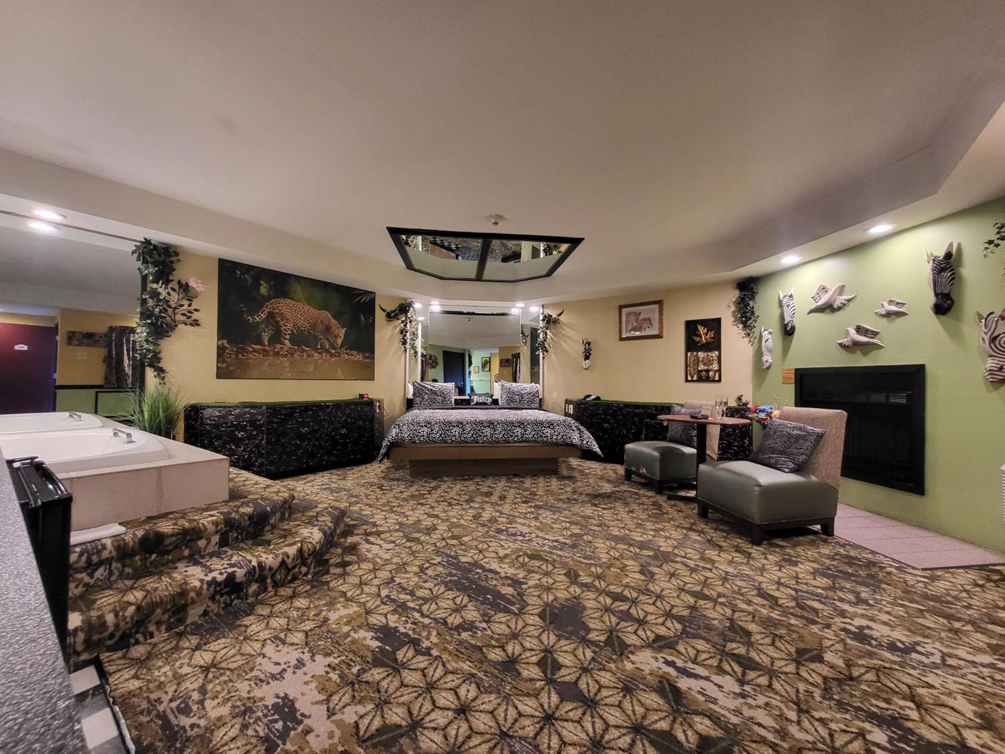Inn of the Dove: Romantic Luxury Suites with Jacuzzi & Fireplace Harrisburg Exterior photo
